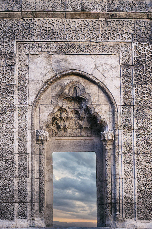 Window of The Double Minaret Madrasah (Çifte Minareli Medrese), Sivas, Turkey